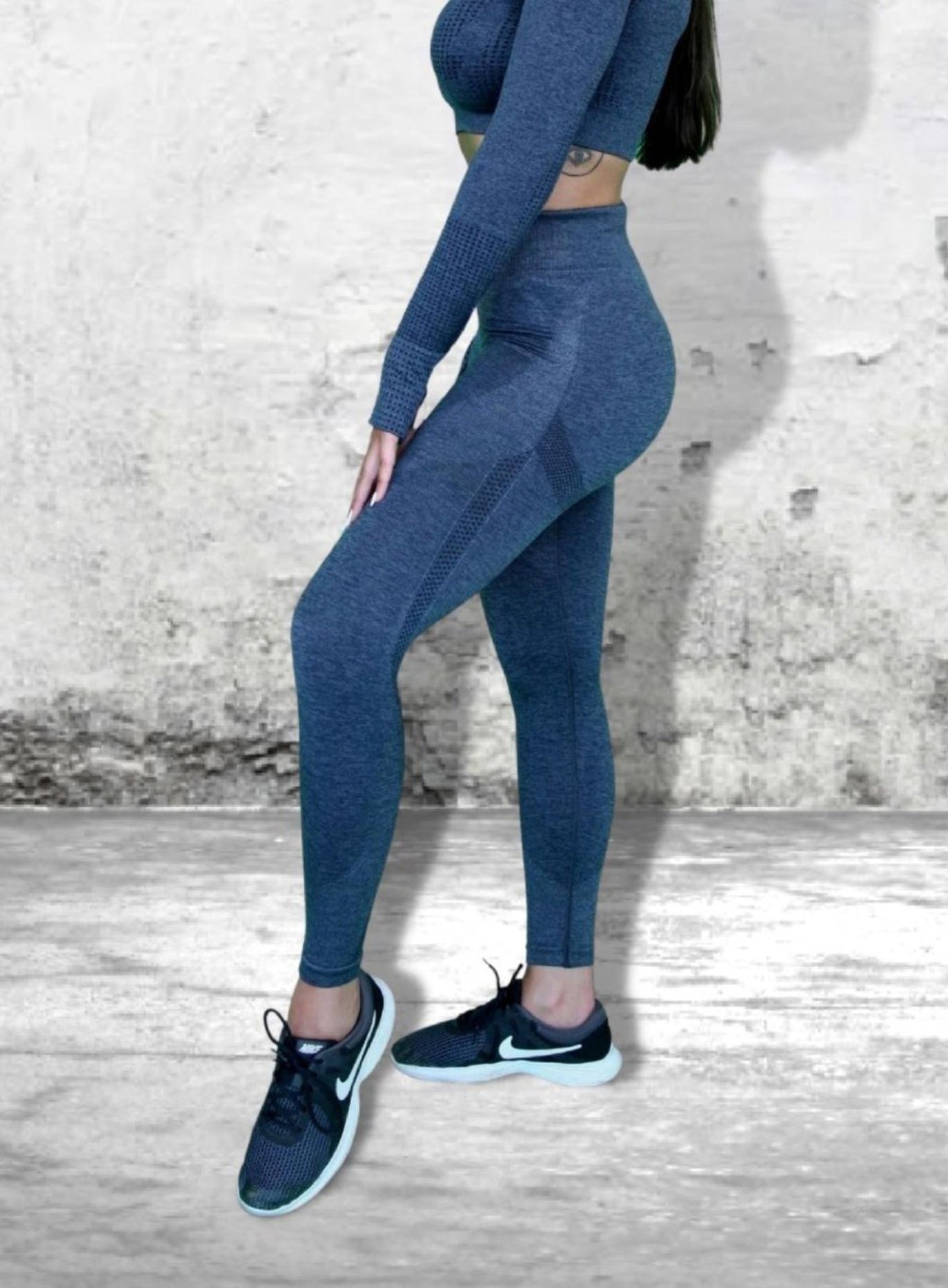 OPS- Aeroflex Seamless Push Up  Legging + Crop Top Long Sleeves- Full Set - Dark Grey