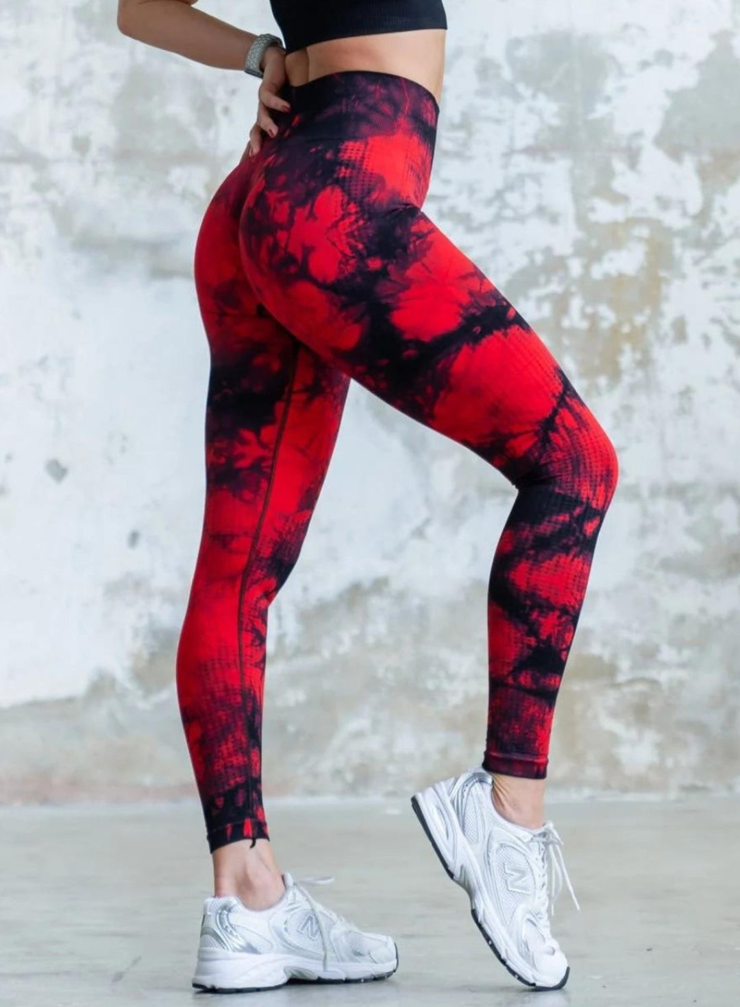 Black and Red Ombre Yoga Leggings, Gradient Women Girls Workout Half Dip  Tie Dye Workout Pants Printed Sexy Plus Size Festival Tights -  Canada